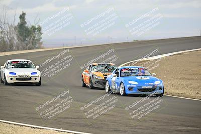 media/Jan-26-2025-CalClub SCCA (Sun) [[cfcea7df88]]/Group 4/Race/